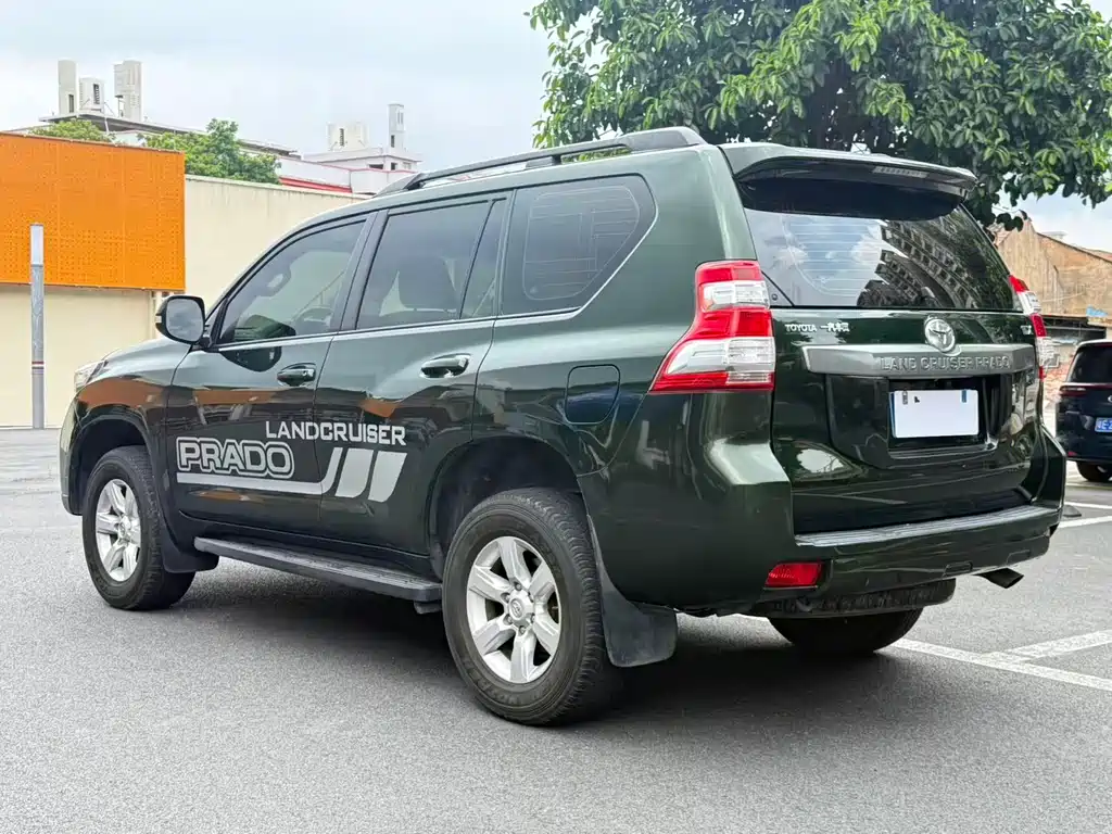 Toyota Prado 2017 — фото 9