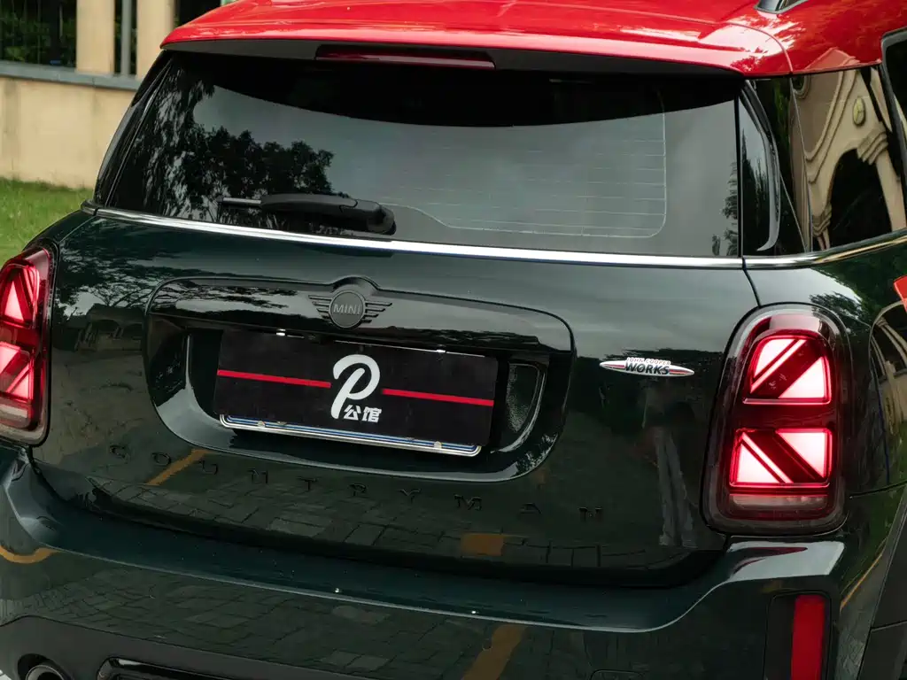 MINI JCW Countryman 2021 — фото 8