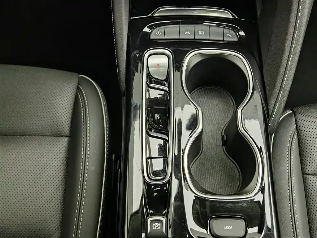 Buick Envision Plus 2023 — фото 13