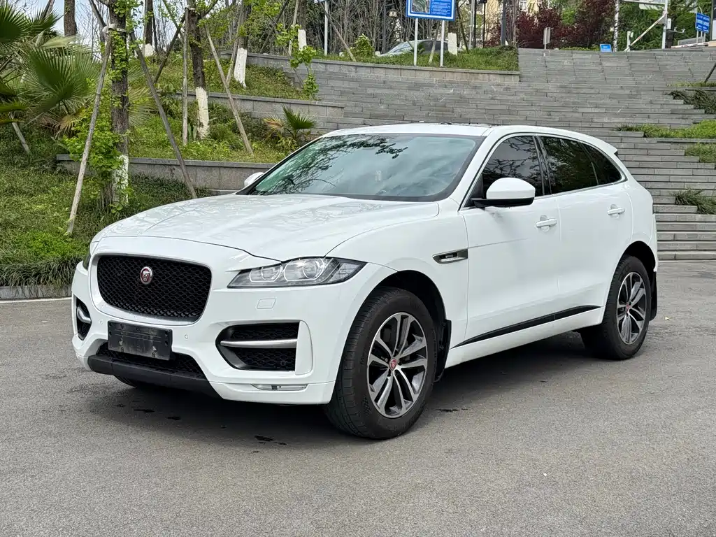 Jaguar F-PACE 2017 — фото 4