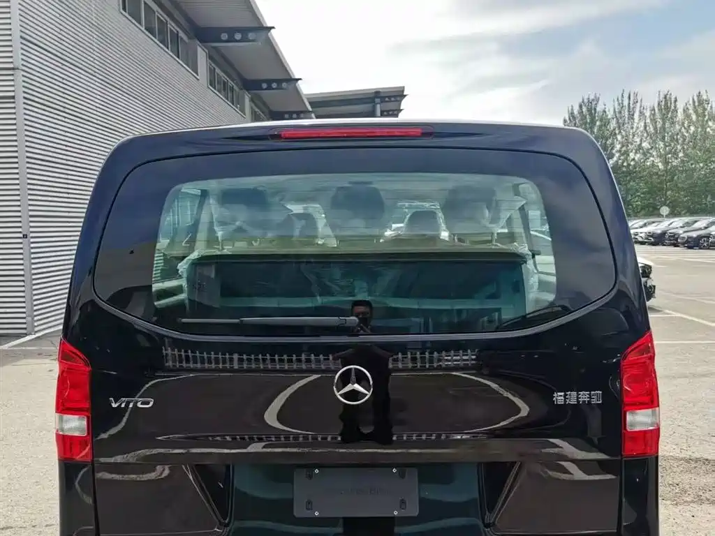 Mercedes-Benz Vito 2026