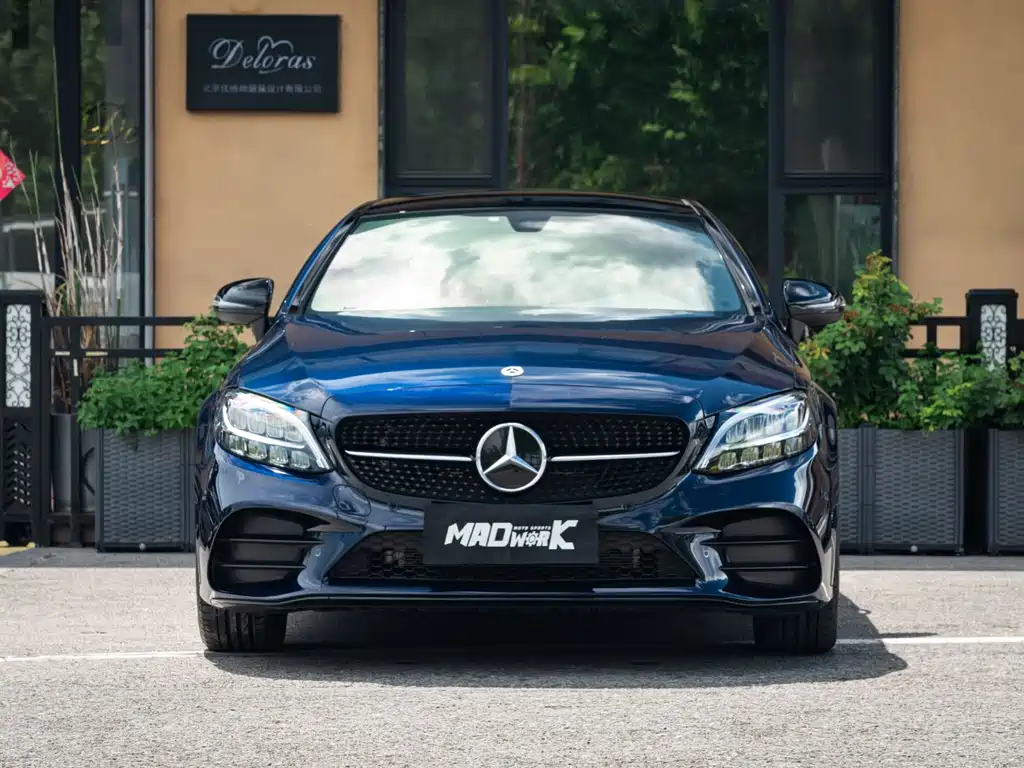 Mercedes-Benz C-Class 2023 — фото 2