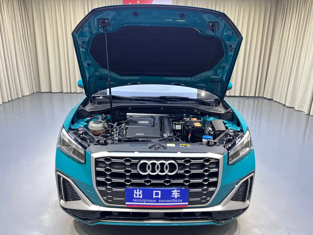 Audi Q2L 2022 — фото 15