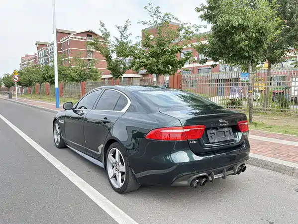 Jaguar XE 2016