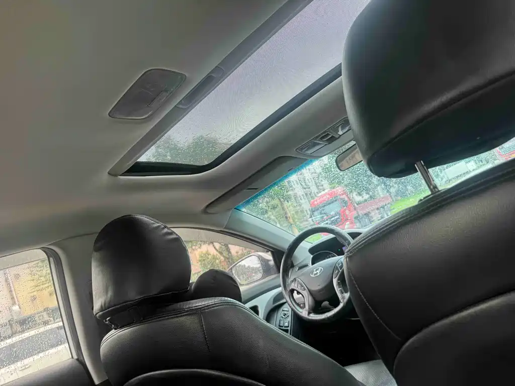 Hyundai Elantra Langdong 2015 — фото 13