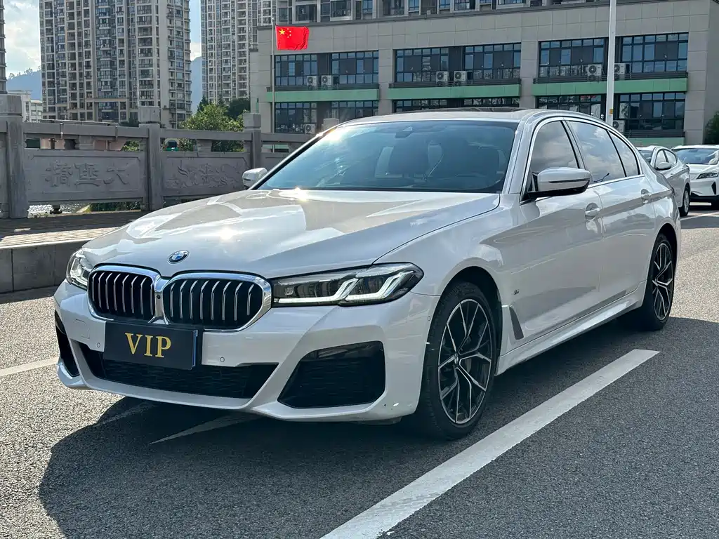 BMW 5 Series 2023