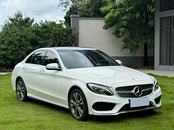 Mercedes-Benz C-Class 2017