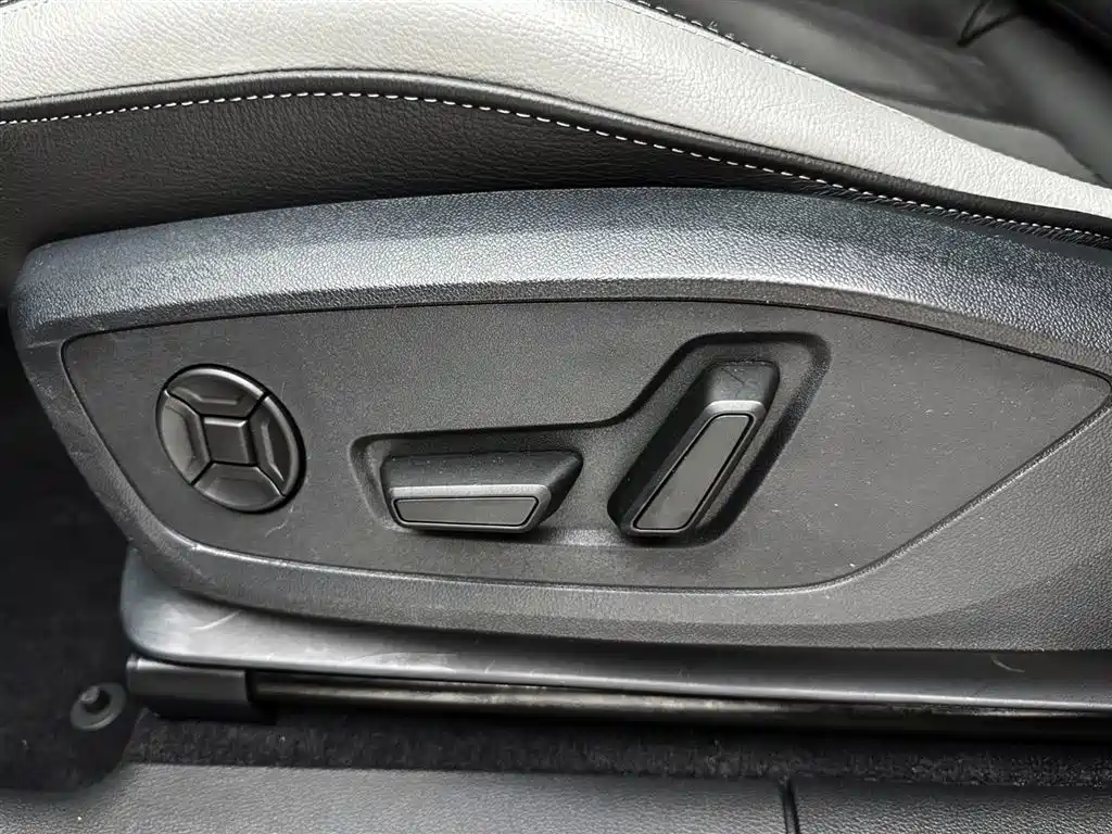 Audi Q3 2022 — фото 17