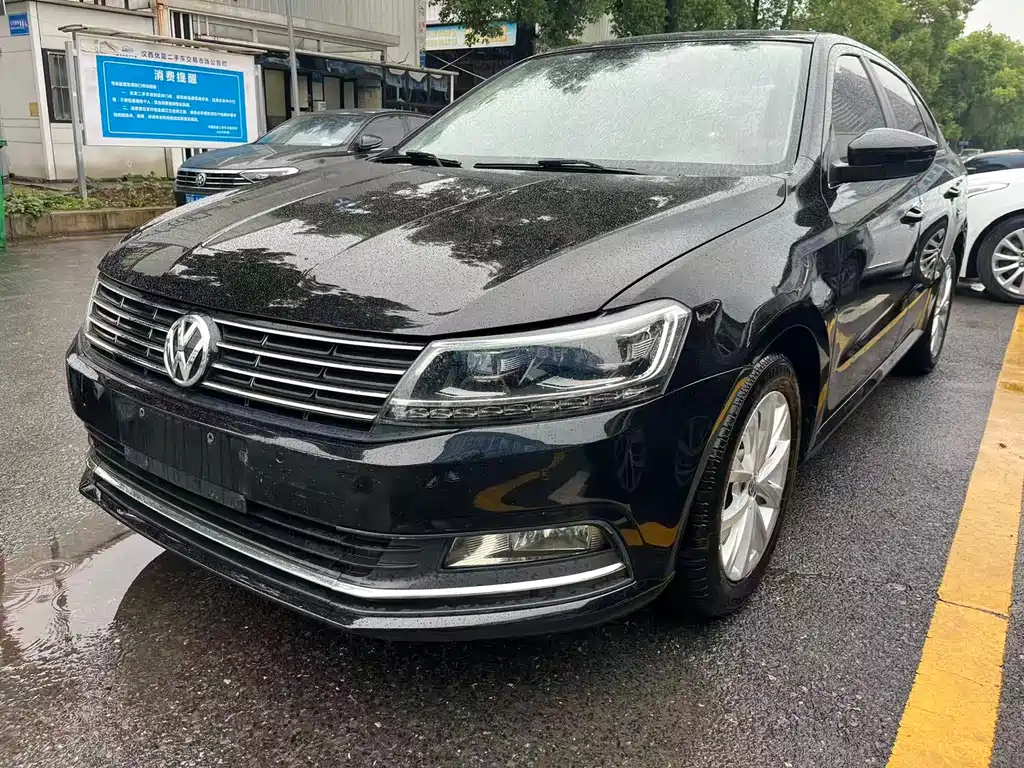 Volkswagen Lavida 2017 — фото 1