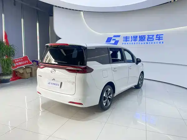 GAC Trumpchi M6 2023