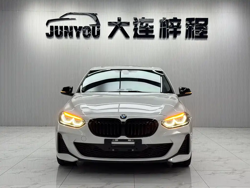 BMW 1 Series 2023