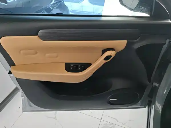 Leapmotor C11 2024
