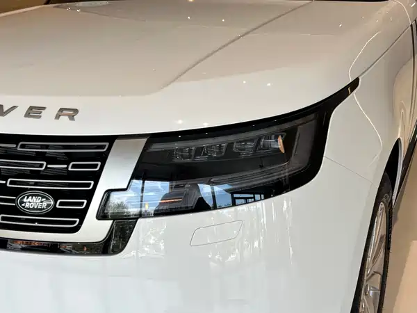 Land Rover Range Rover 2025