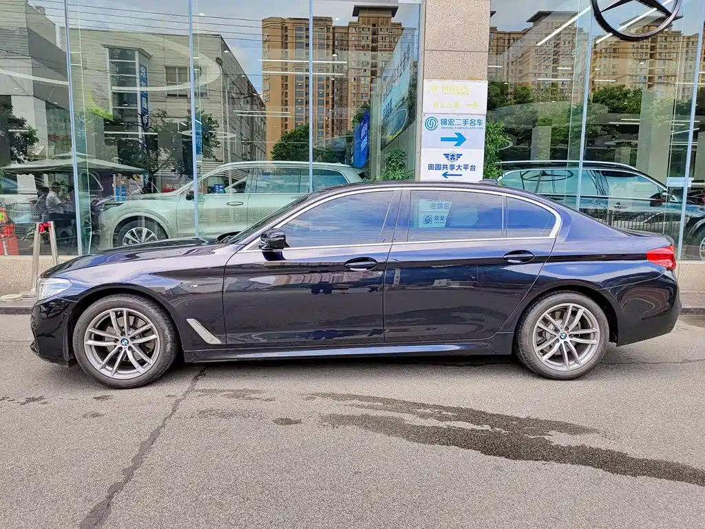 BMW 5 Series 2019