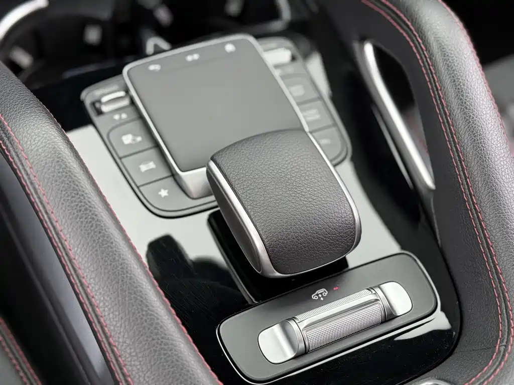 Mercedes-Benz GLE AMG 2024 — фото 15