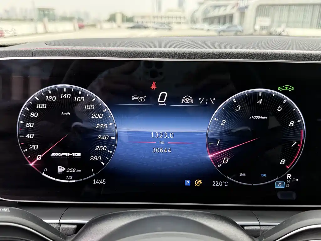 Mercedes-Benz GLE AMG 2024 — фото 17