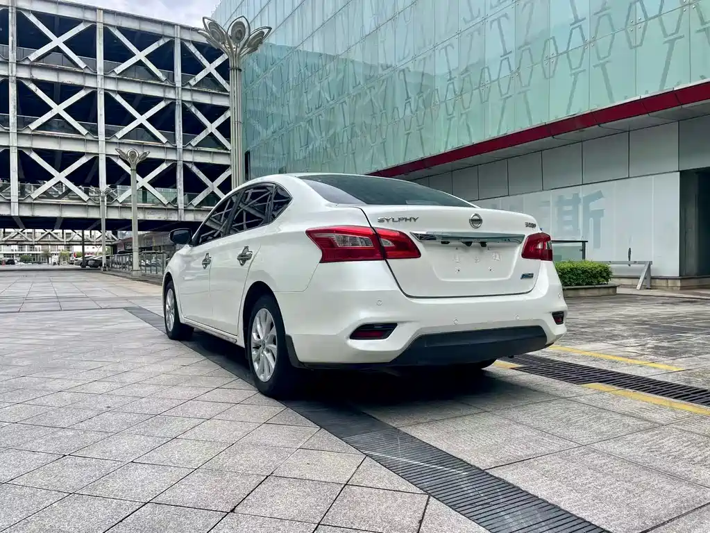 Nissan Sylphy 2017 — фото 7