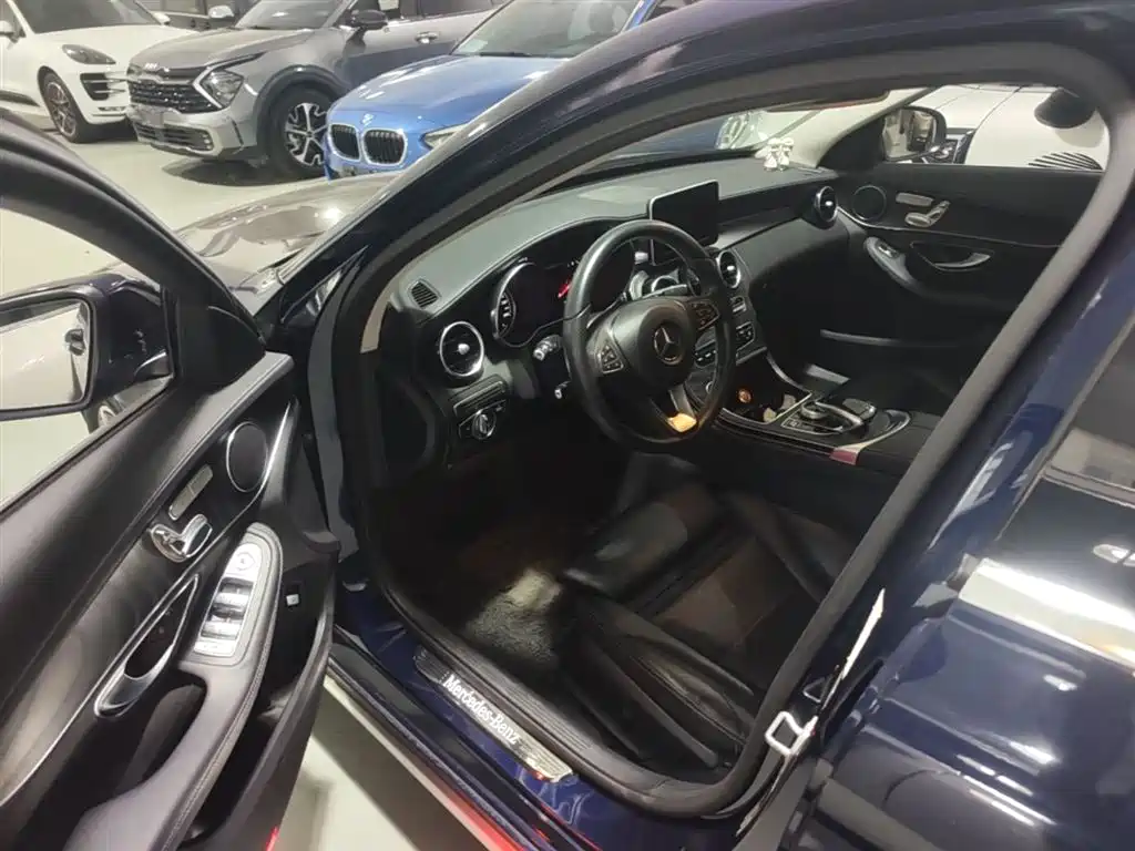 Mercedes-Benz C-Class 2017 — фото 16