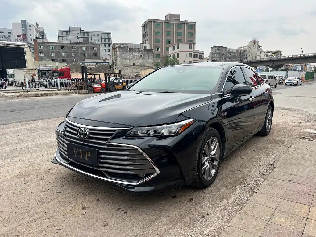Toyota Avalon 2021 — фото 1