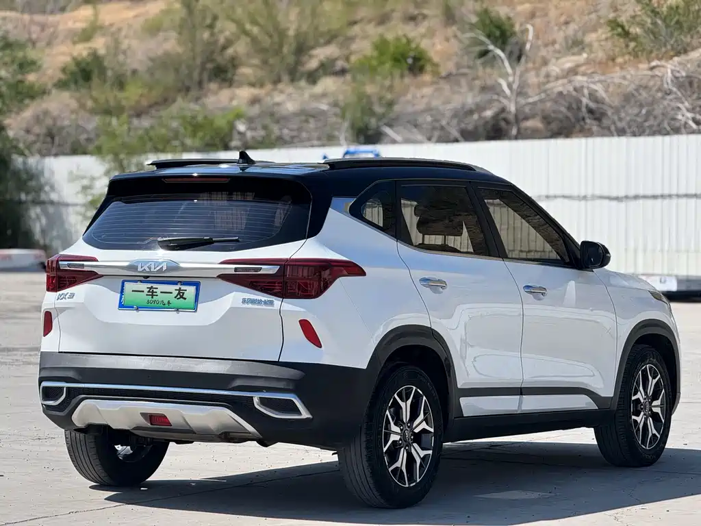 Kia KX3 2022 — фото 9