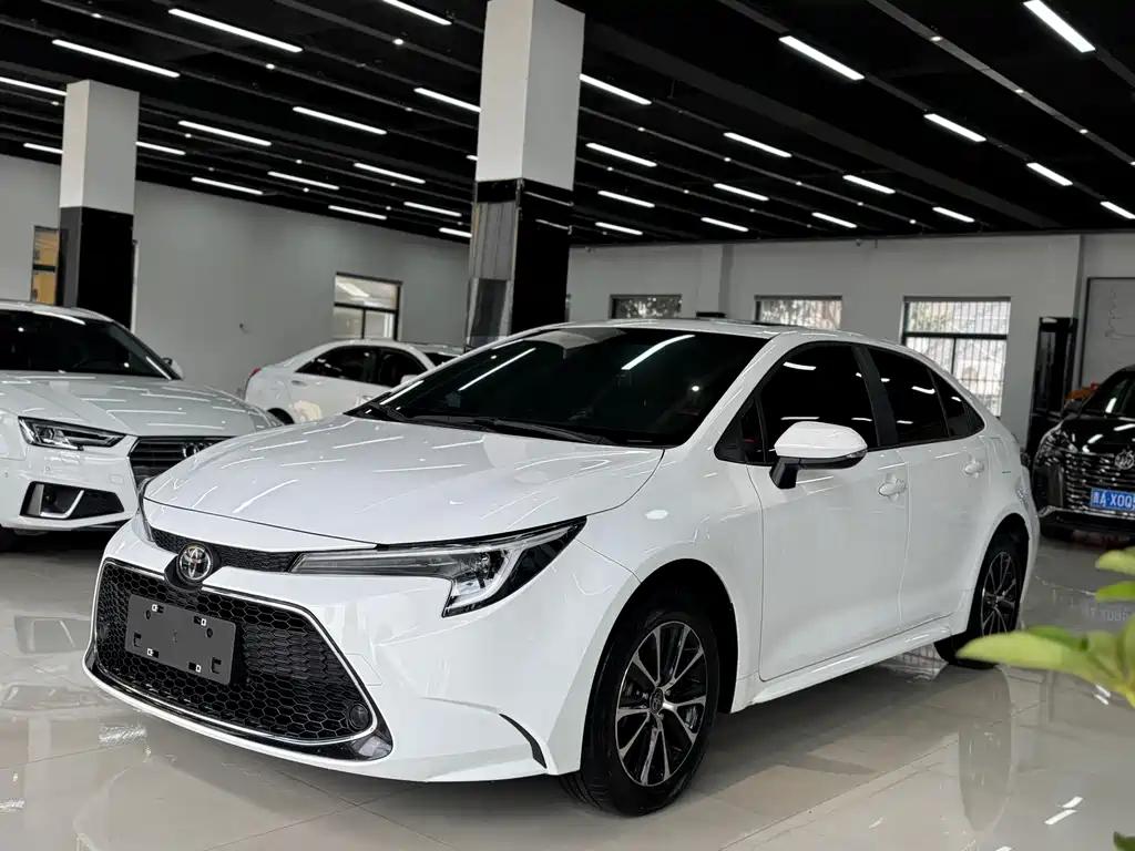 Toyota Levin 2024 — фото 1