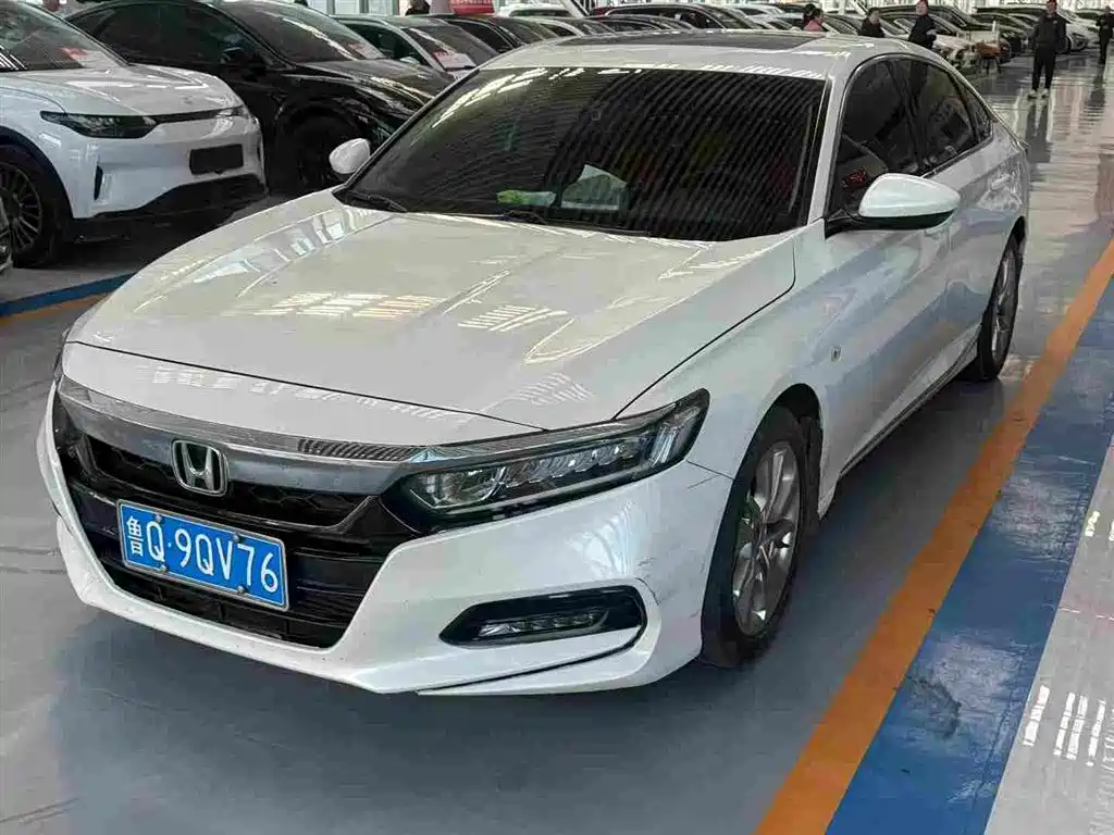 Honda Accord 2020 — фото 1