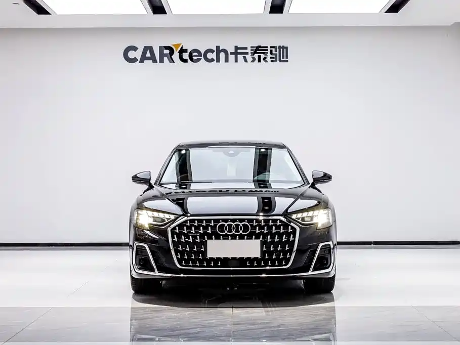 Audi A8 2024