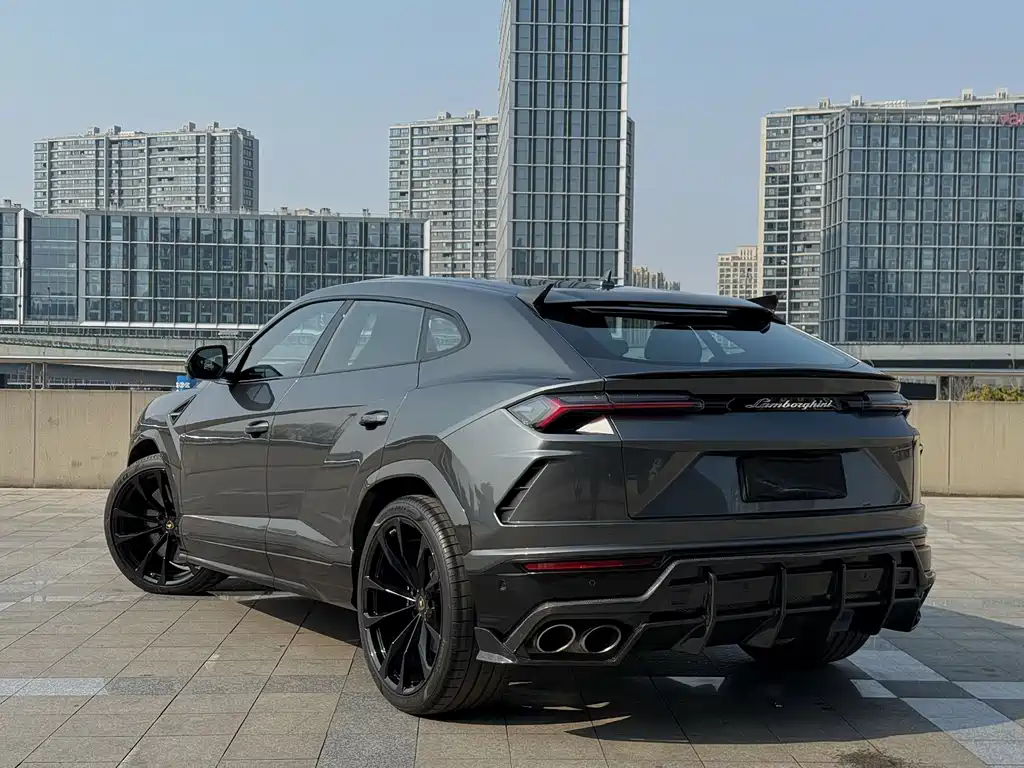 Lamborghini Urus 2019 — фото 6