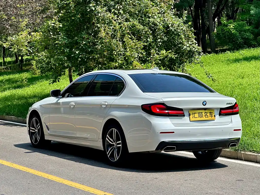 BMW 5 Series 2023
