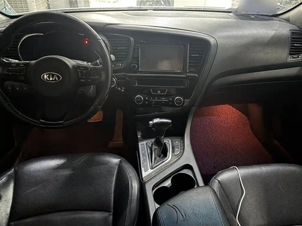Kia K5 2014 — фото 12