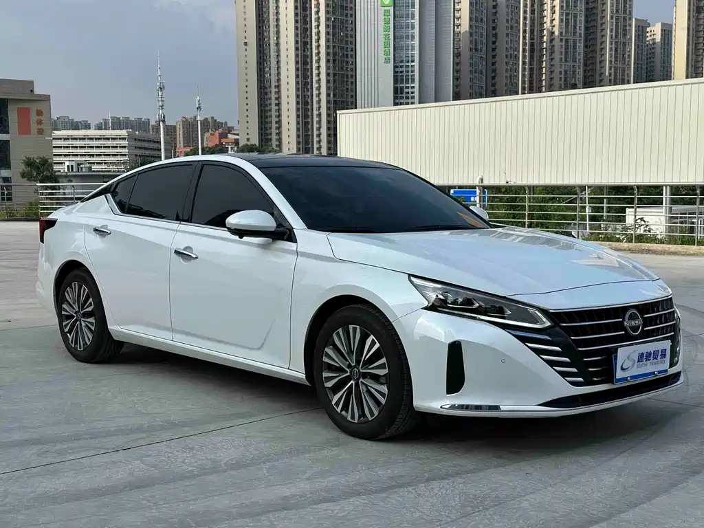 Nissan Teana 2026