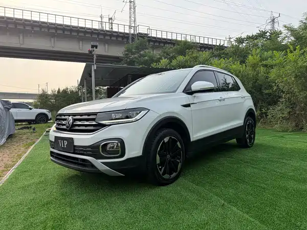 Volkswagen Tacqua 2022