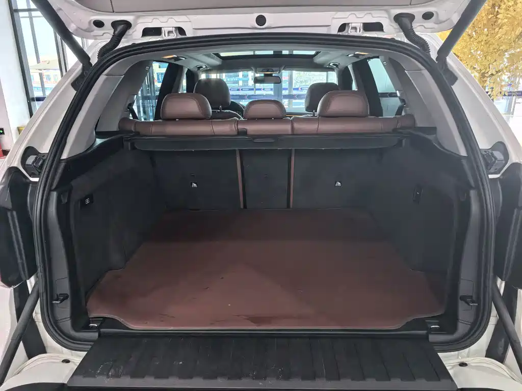 BMW X5 2018 — фото 24