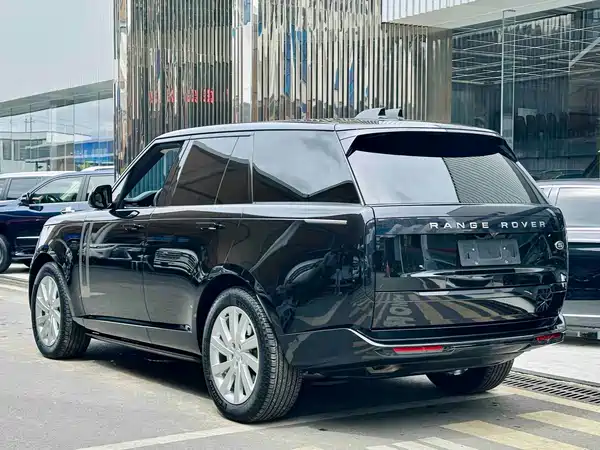 Land Rover Range Rover 2023