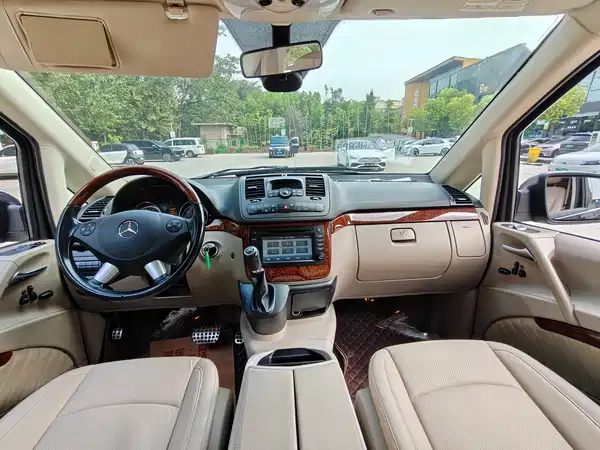 Mercedes-Benz Viano 2014