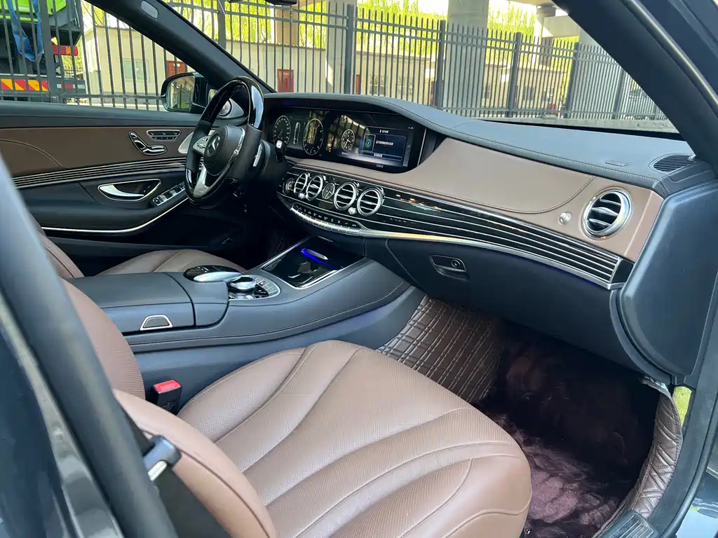 Mercedes-Benz S-Class 2018 — фото 16