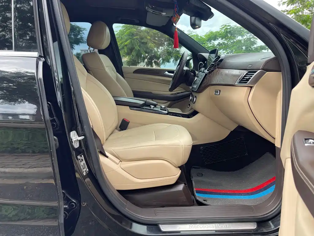 Mercedes-Benz GLE 2018 — фото 10