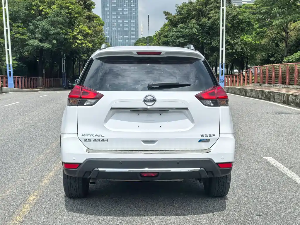 Nissan X-Trail 2017 — фото 15
