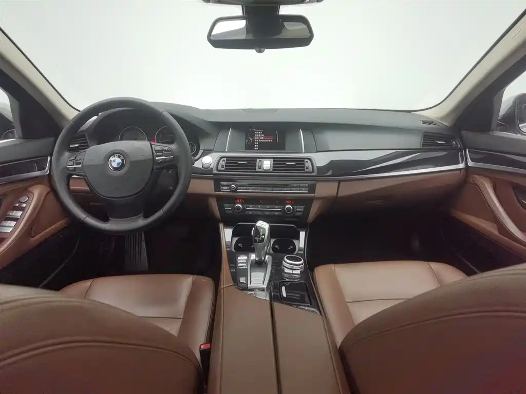 BMW 5 Series 2016