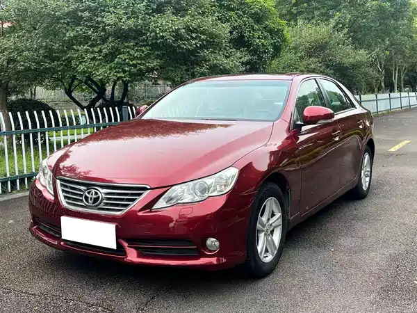 Toyota Reiz 2011