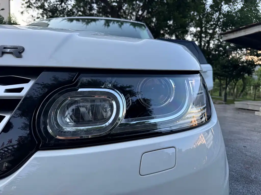 Land Rover Range Rover Sport 2014 — фото 23
