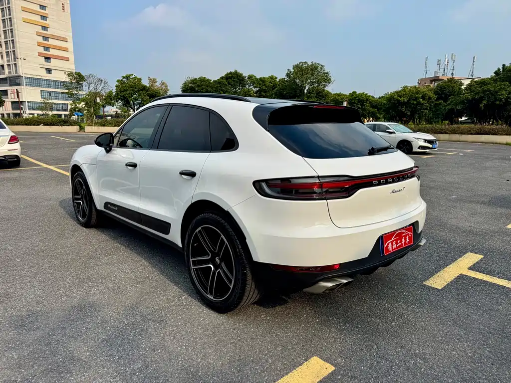 Porsche Macan 2018 — фото 7