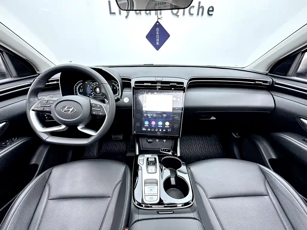 Hyundai Tucson 2024 — фото 10