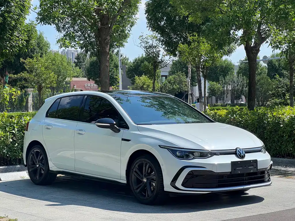 Volkswagen Golf 2022
