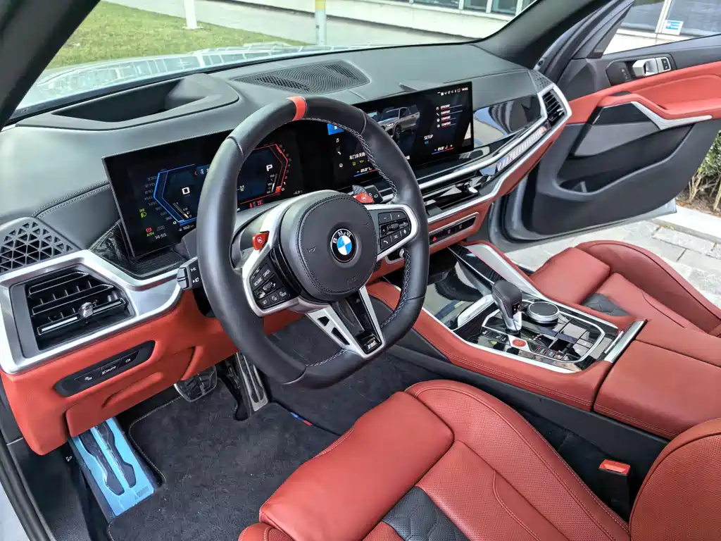 BMW X5 M 2023 — фото 19
