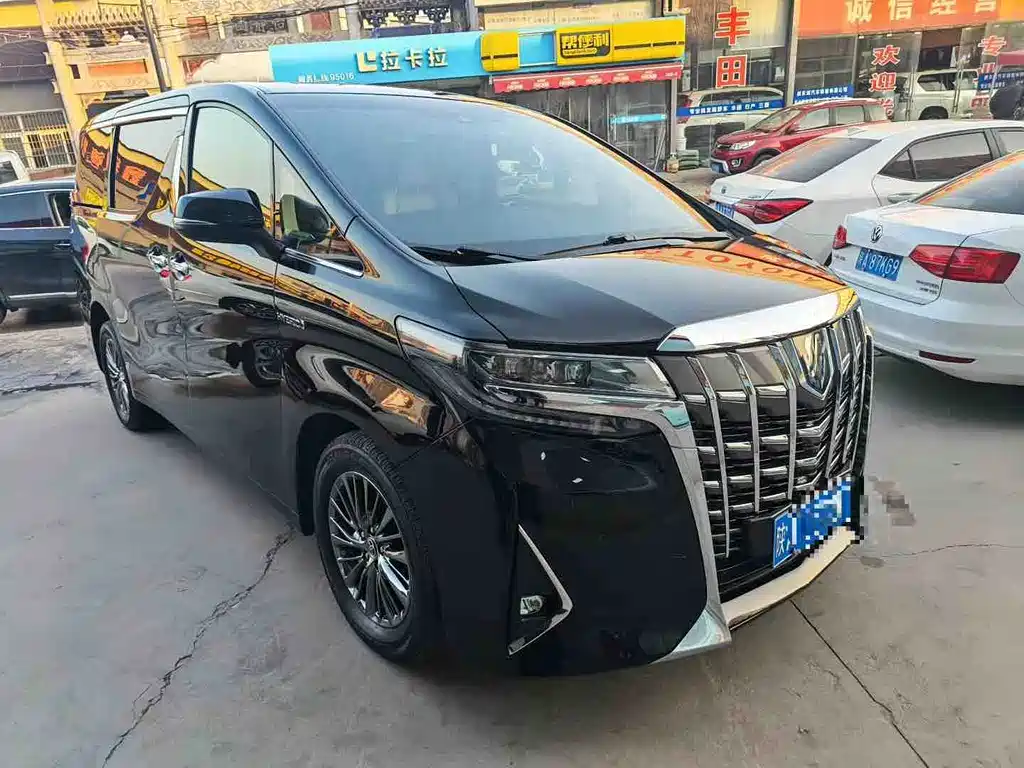 Toyota Alphard 2021 — фото 2