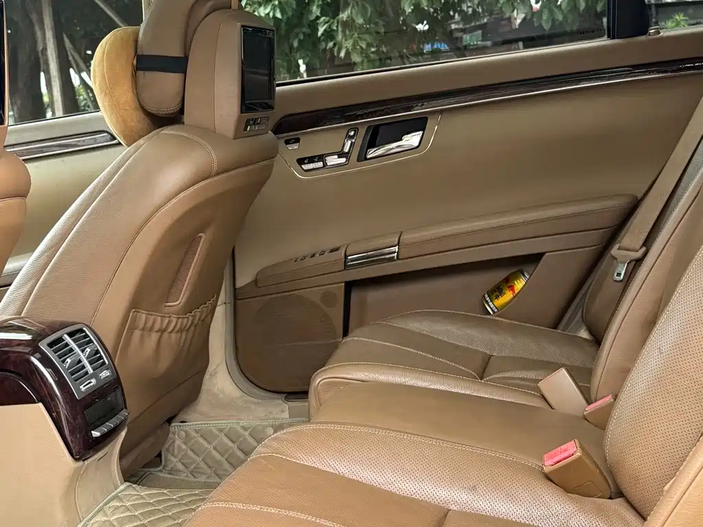 Mercedes-Benz S-Class 2008