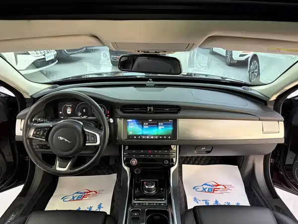Jaguar XFL 2021