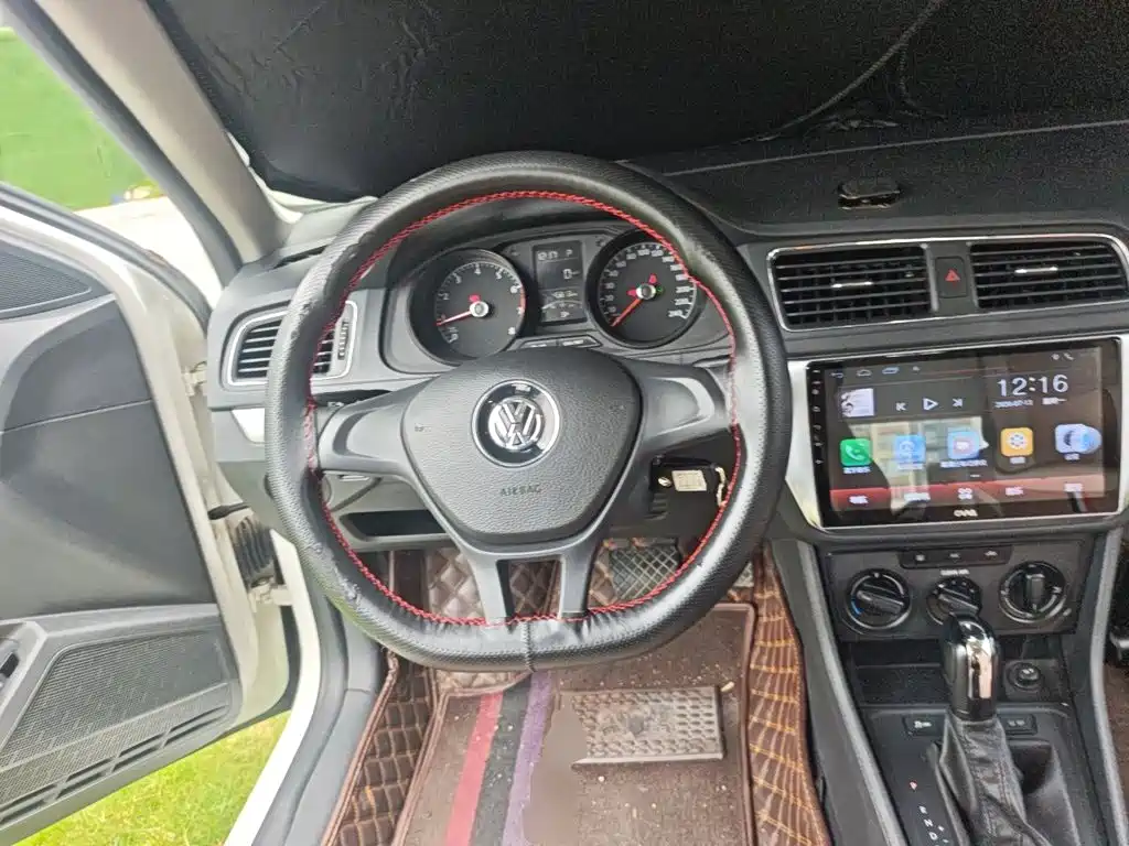 Volkswagen Lavida 2018 — фото 11