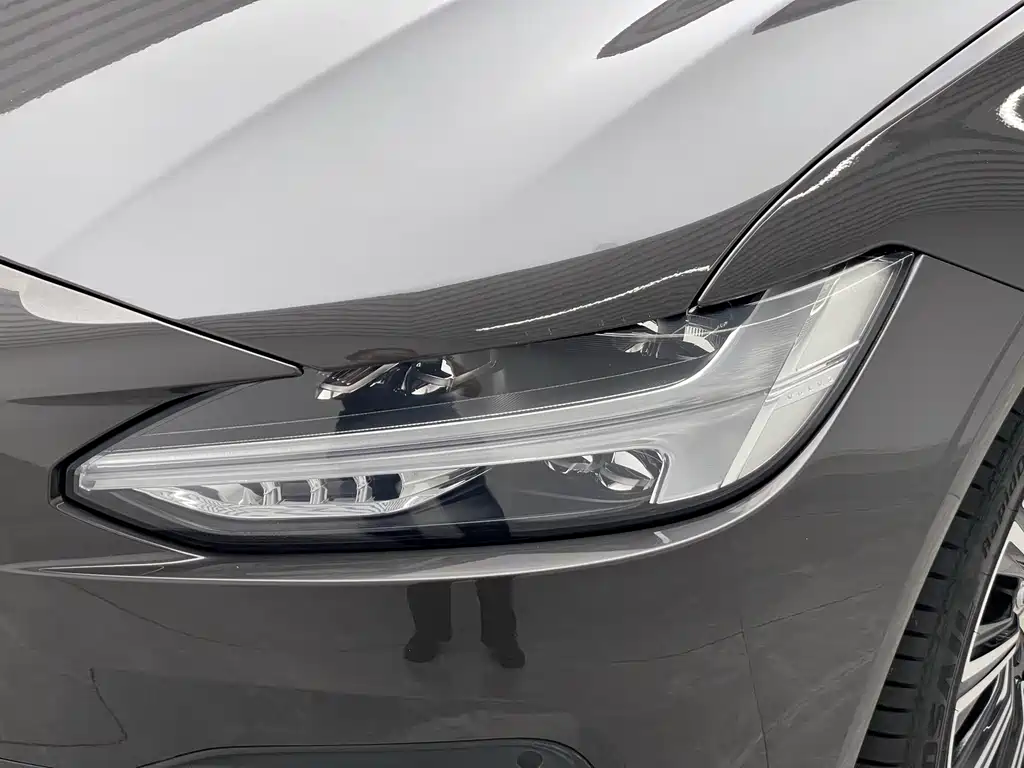 Volvo S90 2021 — фото 10